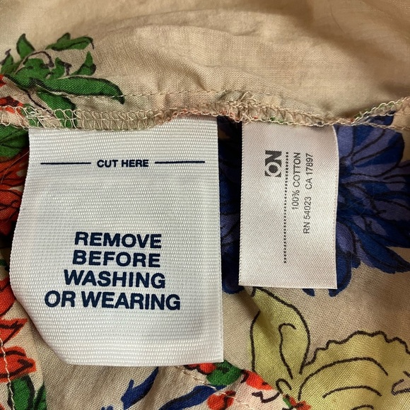 Old Navy Cream Relaxed Tie Tunic - Picture 8 of 8